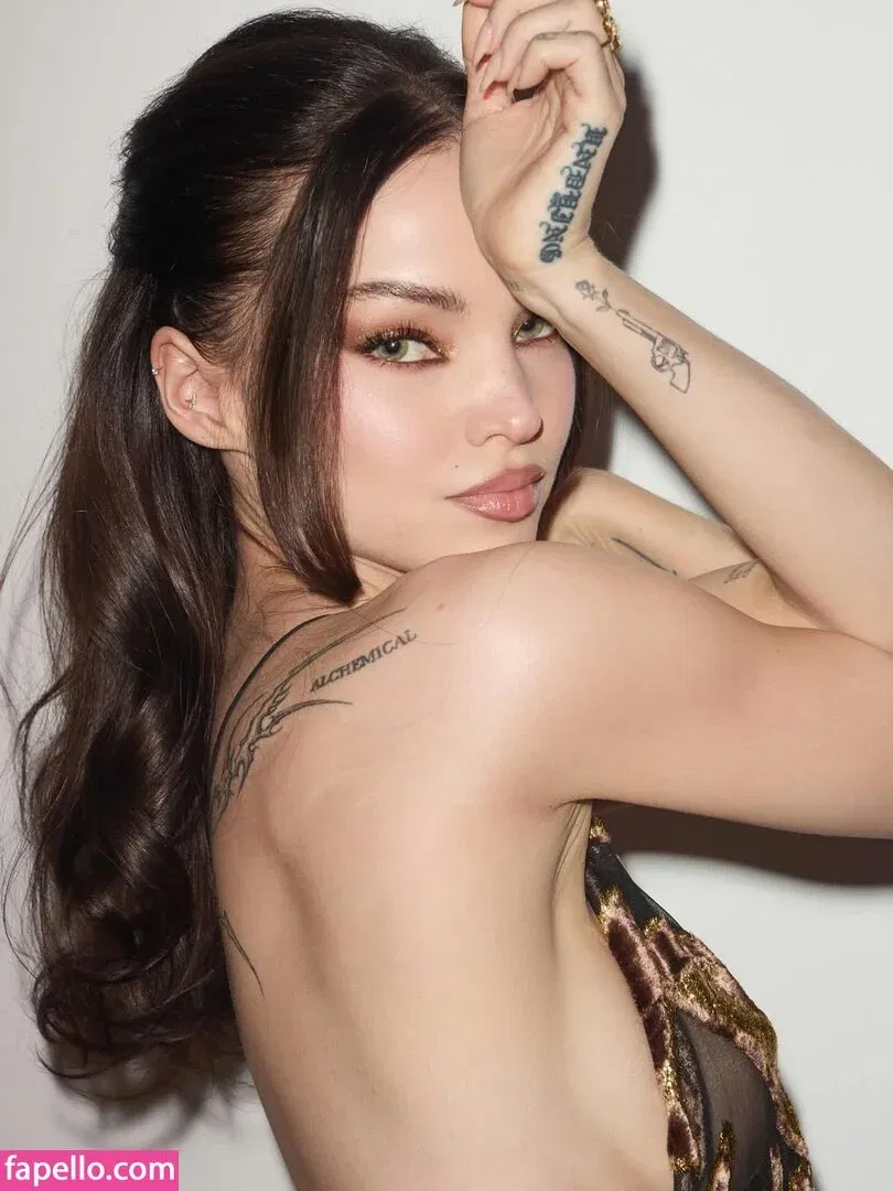 Dove Cameron Onlyfans Photo Gallery 