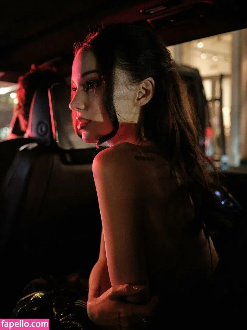 Dove Cameron Onlyfans Photo Gallery 