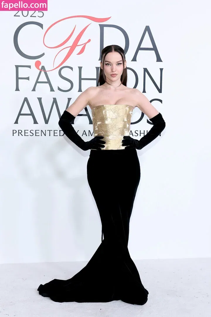 Dove Cameron Onlyfans Photo Gallery 