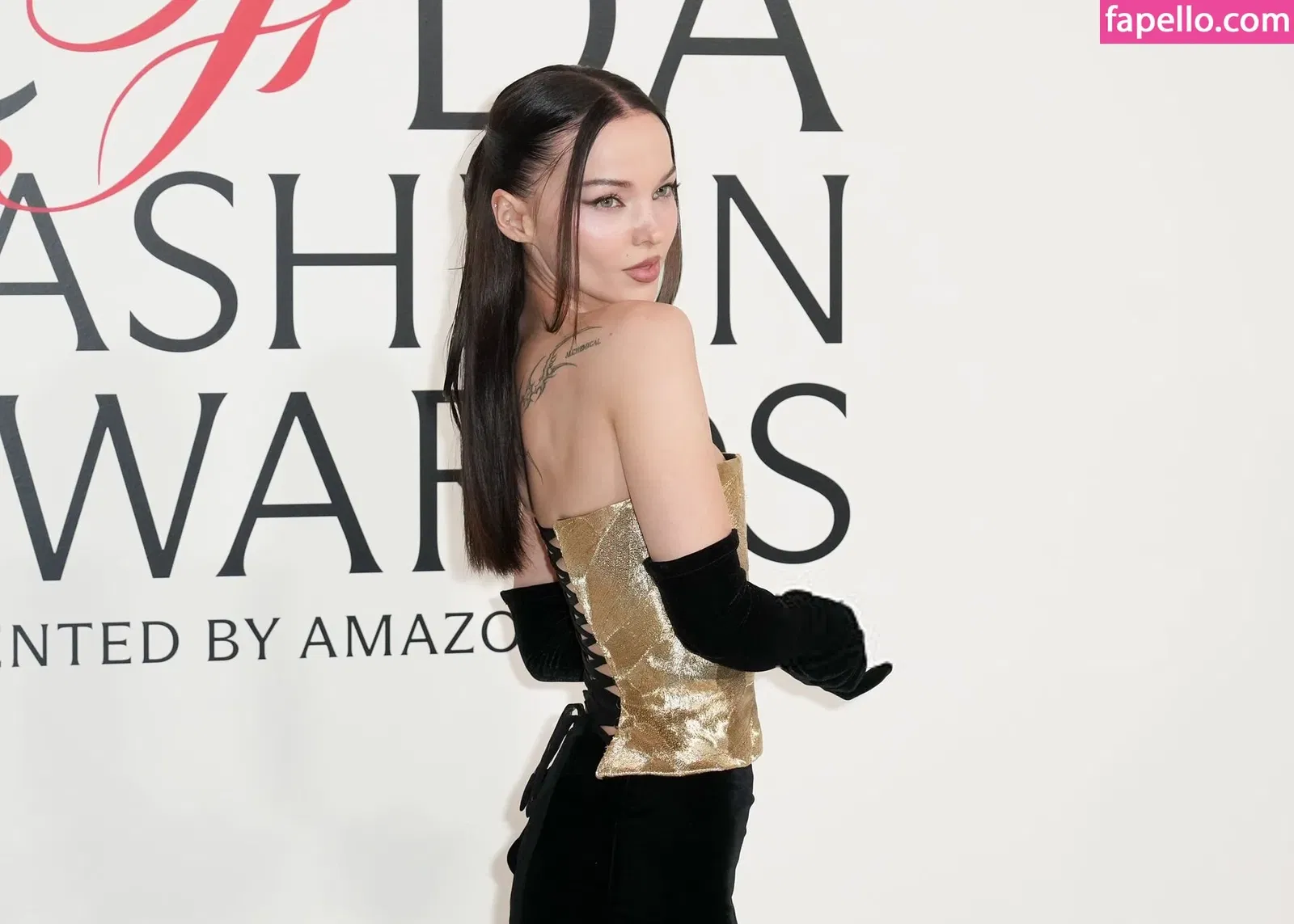 Dove Cameron Onlyfans Photo Gallery 