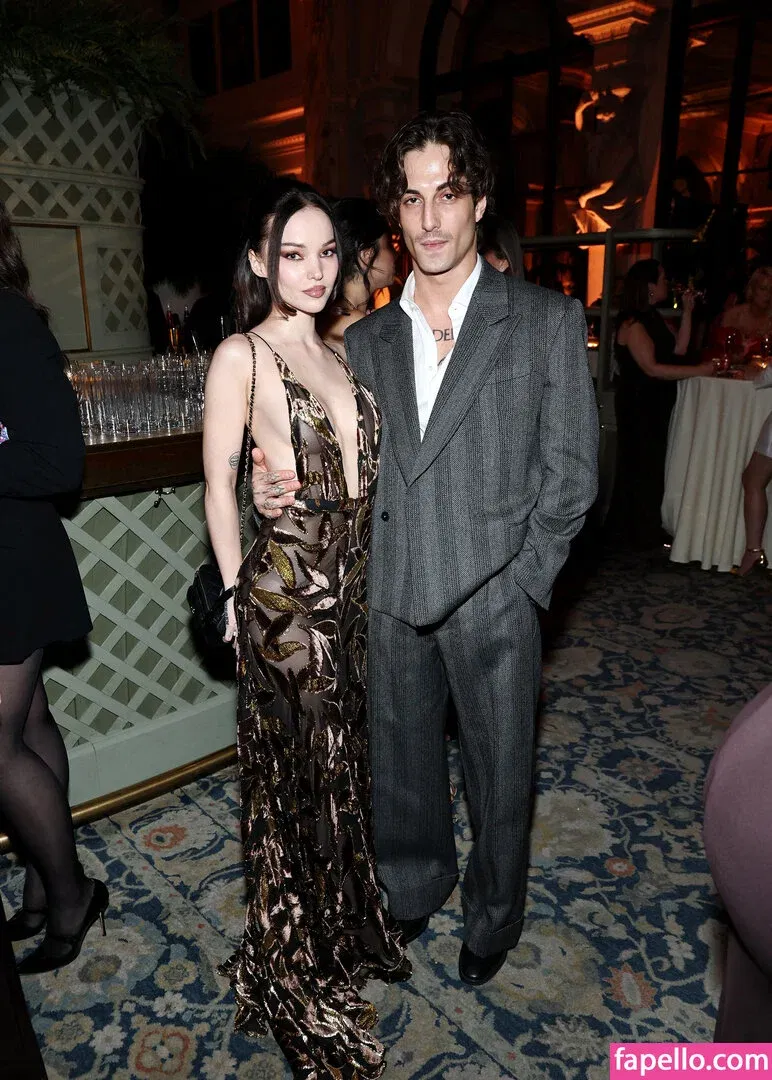 Dove Cameron Onlyfans Photo Gallery 