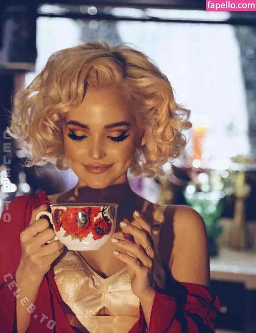 Dove Cameron Onlyfans Photo Gallery 