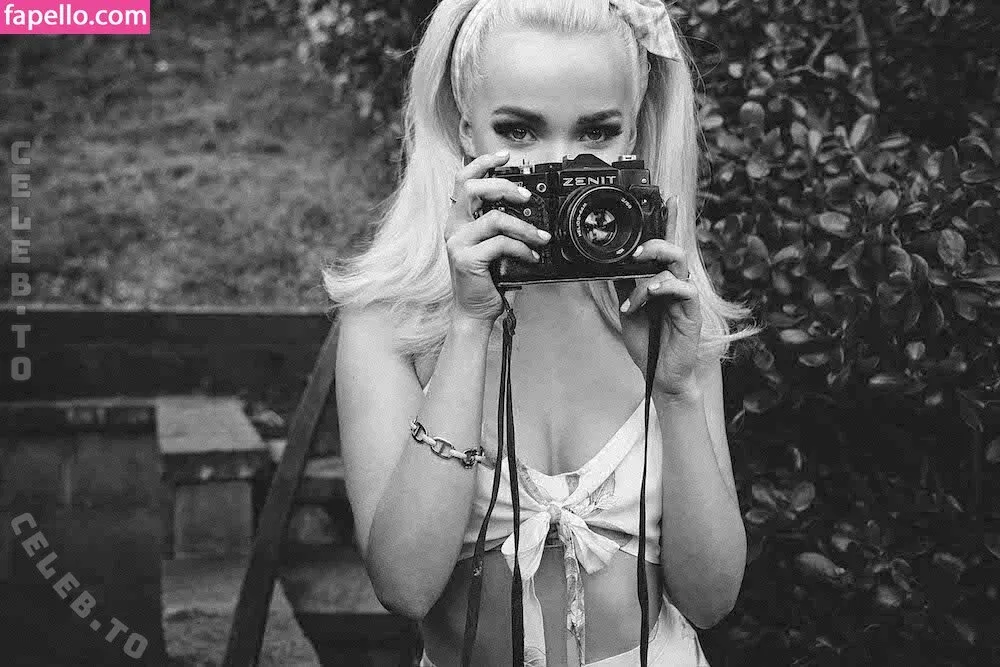 Dove Cameron Onlyfans Photo Gallery 