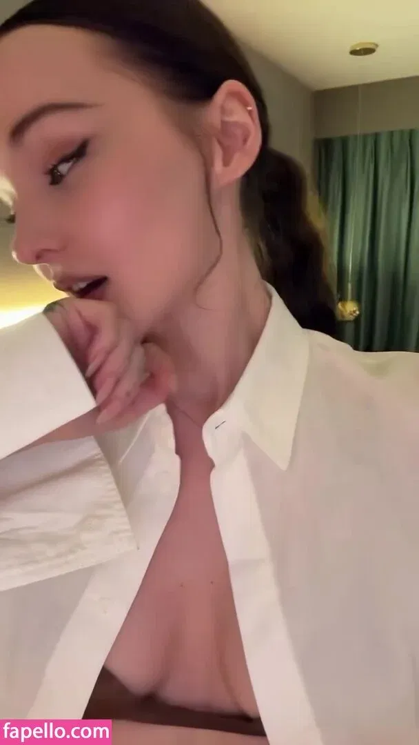 Dove Cameron Onlyfans Photo Gallery 