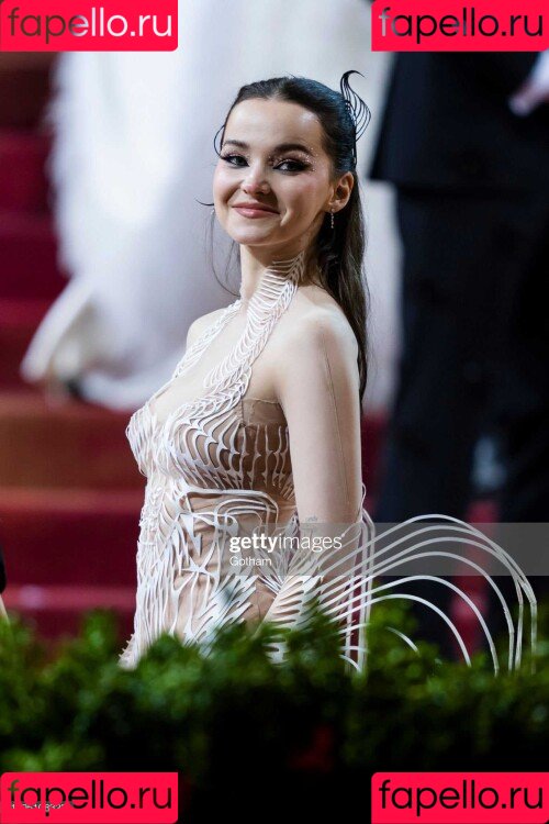 Dove Cameron Onlyfans Photo Gallery 