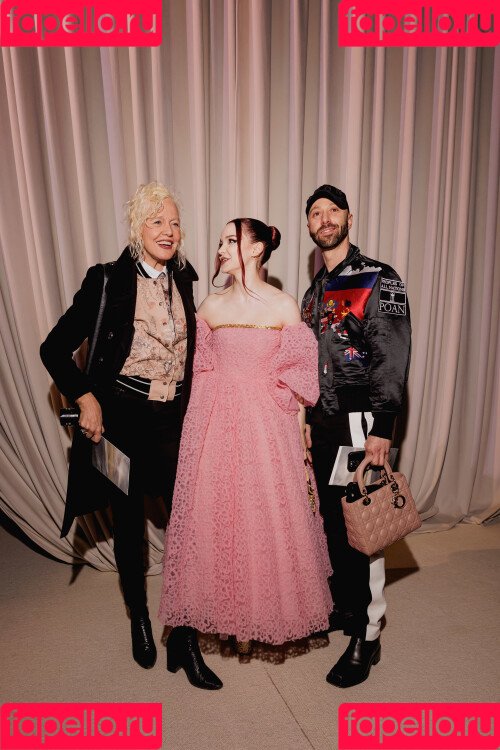 Dove Cameron Onlyfans Photo Gallery 