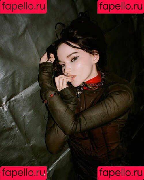 Dove Cameron Onlyfans Photo Gallery 