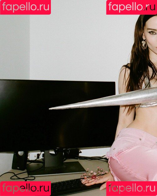 Dove Cameron Onlyfans Photo Gallery 