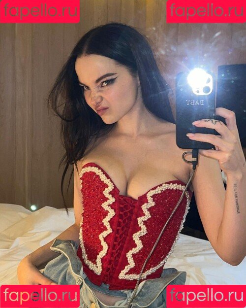 Dove Cameron Onlyfans Photo Gallery 