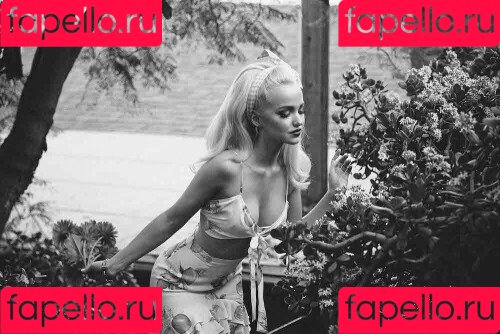 Dove Cameron Onlyfans Photo Gallery 