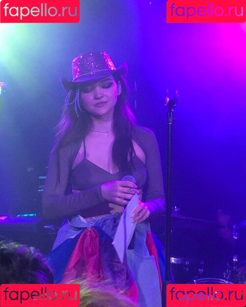 Dove Cameron Onlyfans Photo Gallery 