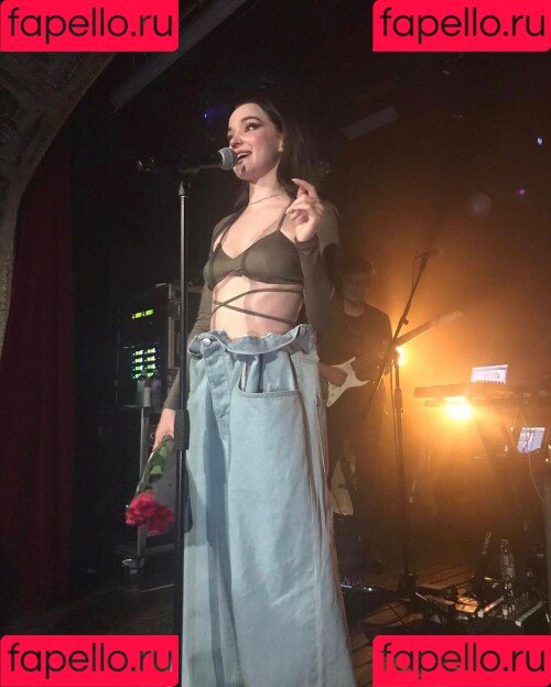 Dove Cameron Onlyfans Photo Gallery 