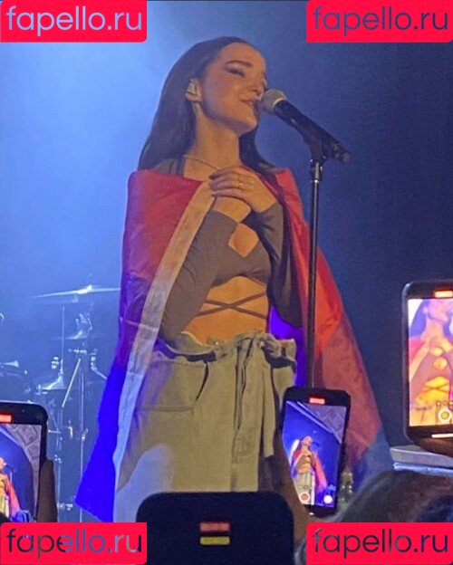 Dove Cameron Onlyfans Photo Gallery 