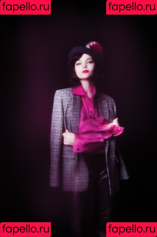 Dove Cameron Onlyfans Photo Gallery 