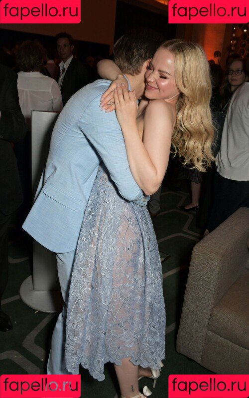 Dove Cameron Onlyfans Photo Gallery 