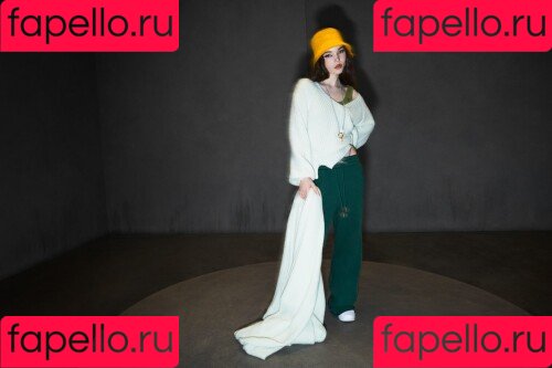 Dove Cameron Onlyfans Photo Gallery 