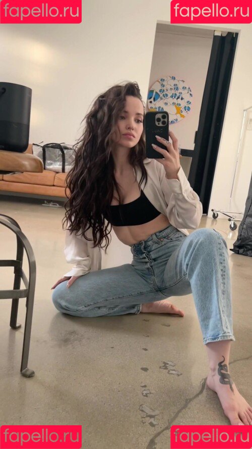 Dove Cameron Onlyfans Photo Gallery 
