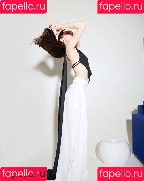 Dove Cameron Onlyfans Photo Gallery 