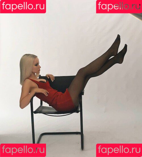 Dove Cameron Onlyfans Photo Gallery 