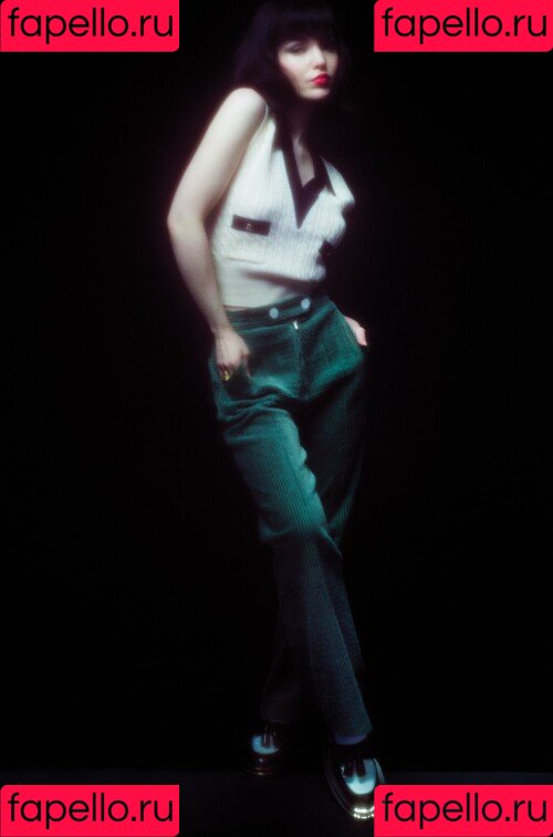 Dove Cameron Onlyfans Photo Gallery 