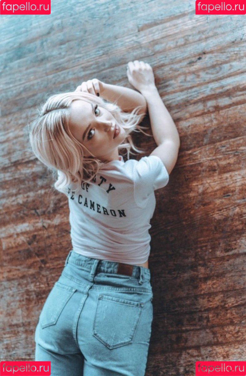 Dove Cameron Onlyfans Photo Gallery 