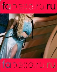 Dove Cameron Onlyfans Photo Gallery 