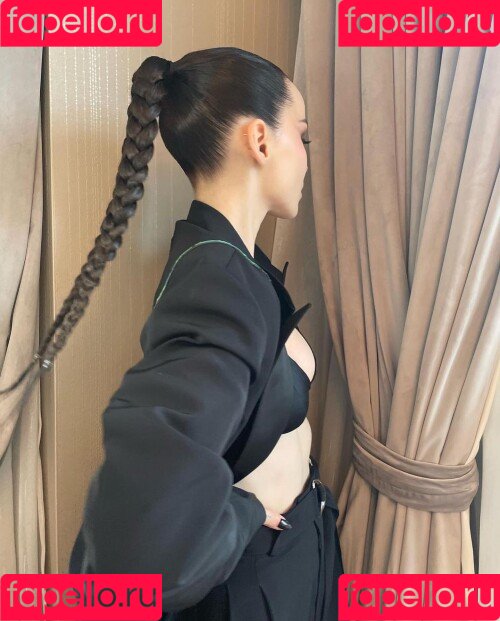 Dove Cameron Onlyfans Photo Gallery 