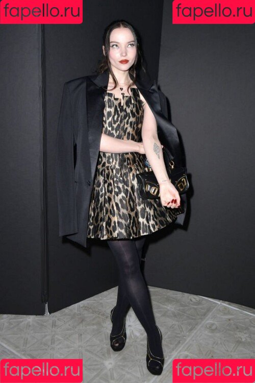 Dove Cameron Onlyfans Photo Gallery 