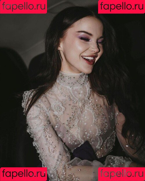 Dove Cameron Onlyfans Photo Gallery 