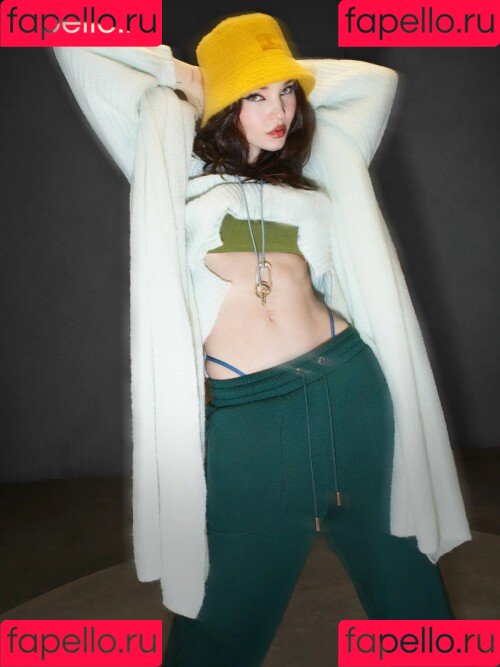 Dove Cameron Onlyfans Photo Gallery 