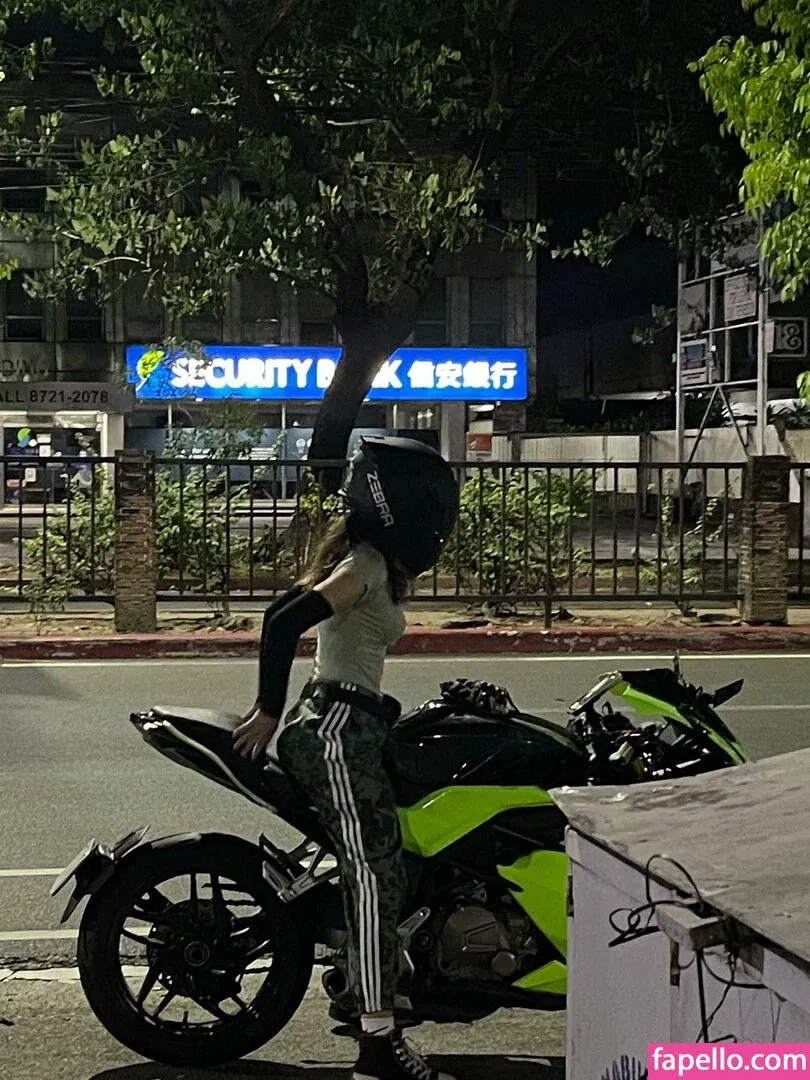 Risanomsyu Onlyfans Photo Gallery 