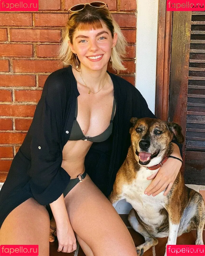Triz Pariz Onlyfans Photo Gallery 