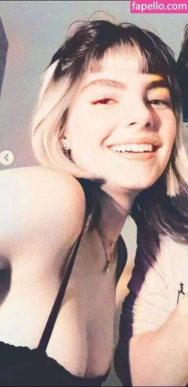 Triz Pariz Onlyfans Photo Gallery 