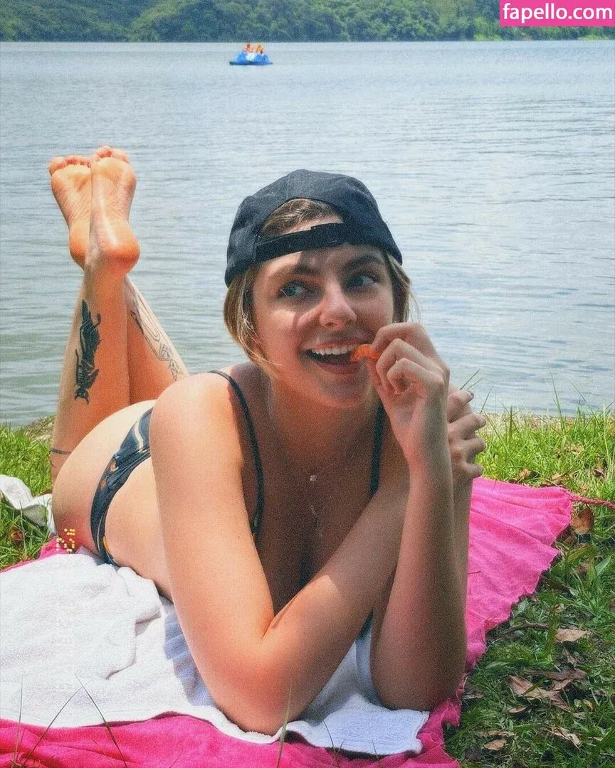 Triz Pariz Onlyfans Photo Gallery 