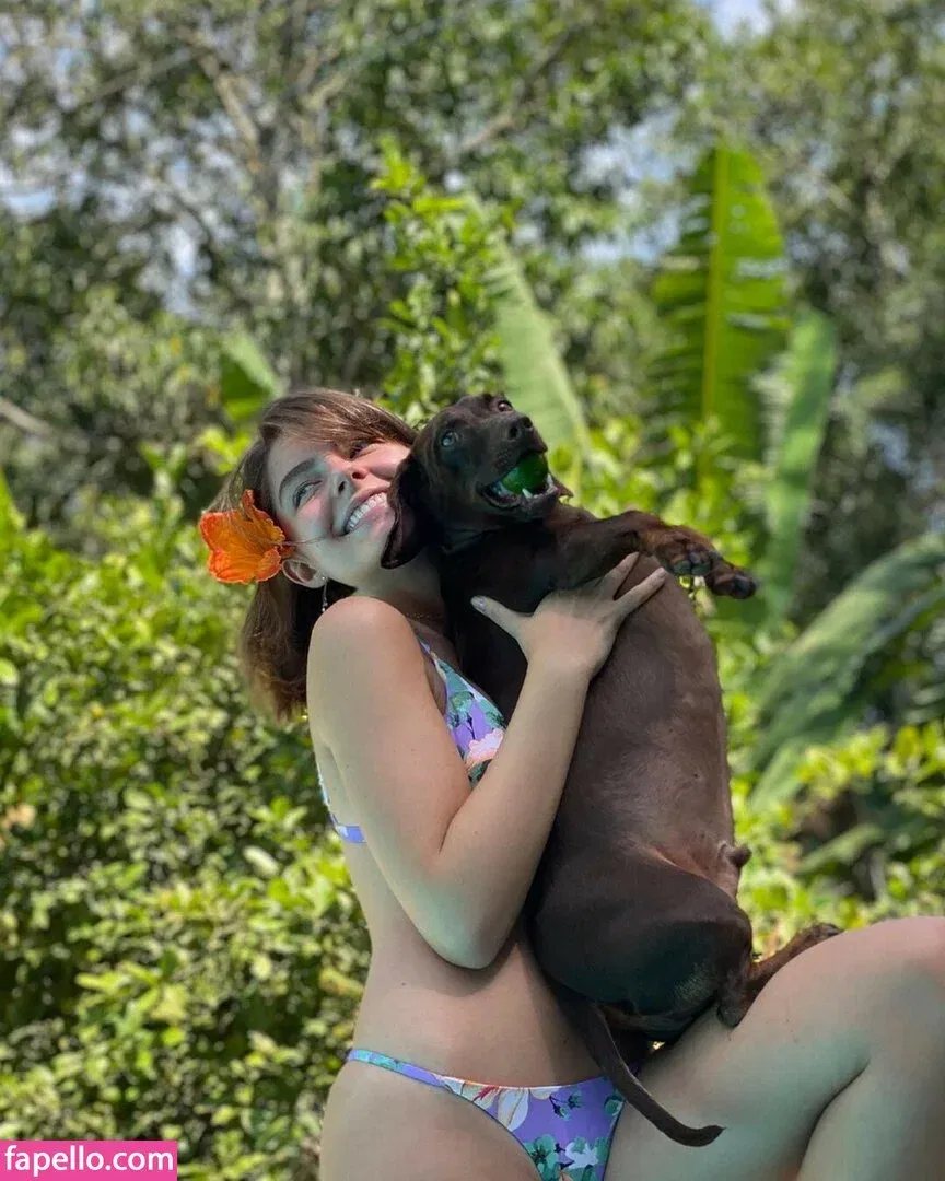 Triz Pariz Onlyfans Photo Gallery 