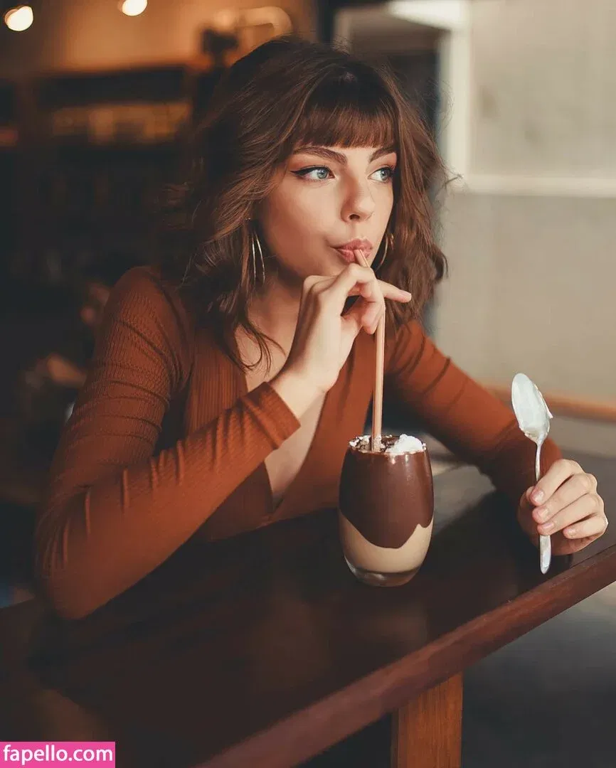 Triz Pariz Onlyfans Photo Gallery 