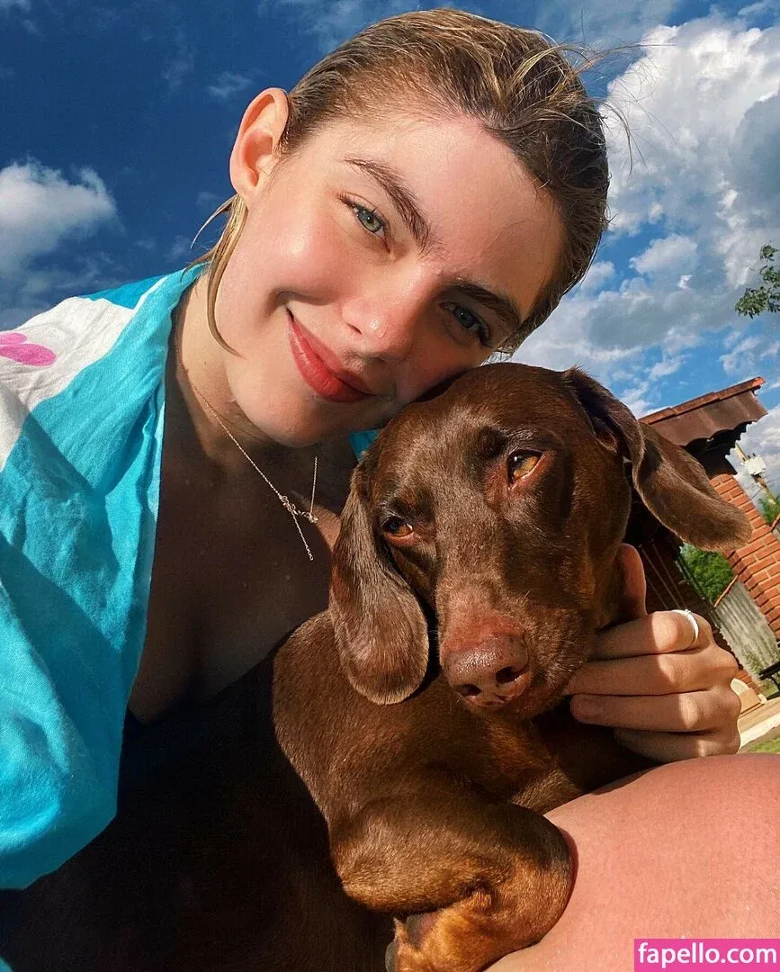 Triz Pariz Onlyfans Photo Gallery 