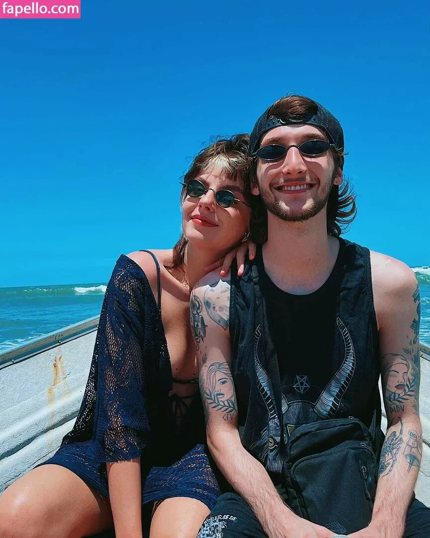 Triz Pariz Onlyfans Photo Gallery 