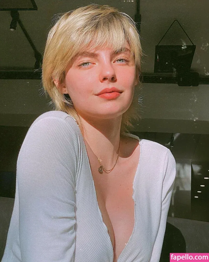 Triz Pariz Onlyfans Photo Gallery 