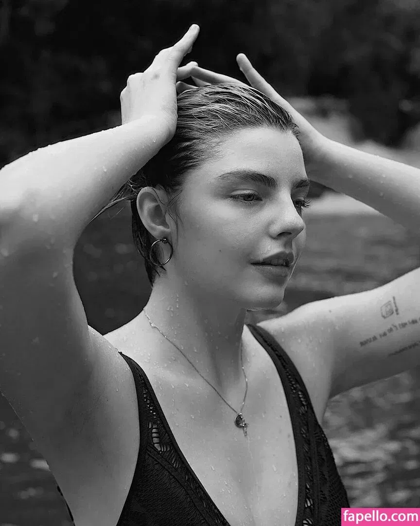 Triz Pariz Onlyfans Photo Gallery 