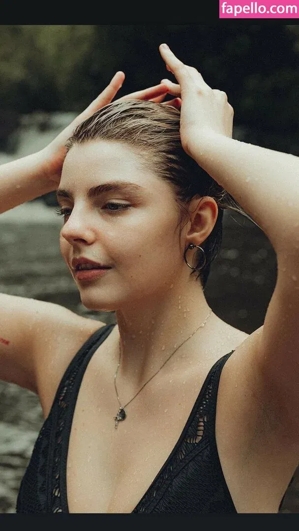 Triz Pariz Onlyfans Photo Gallery 