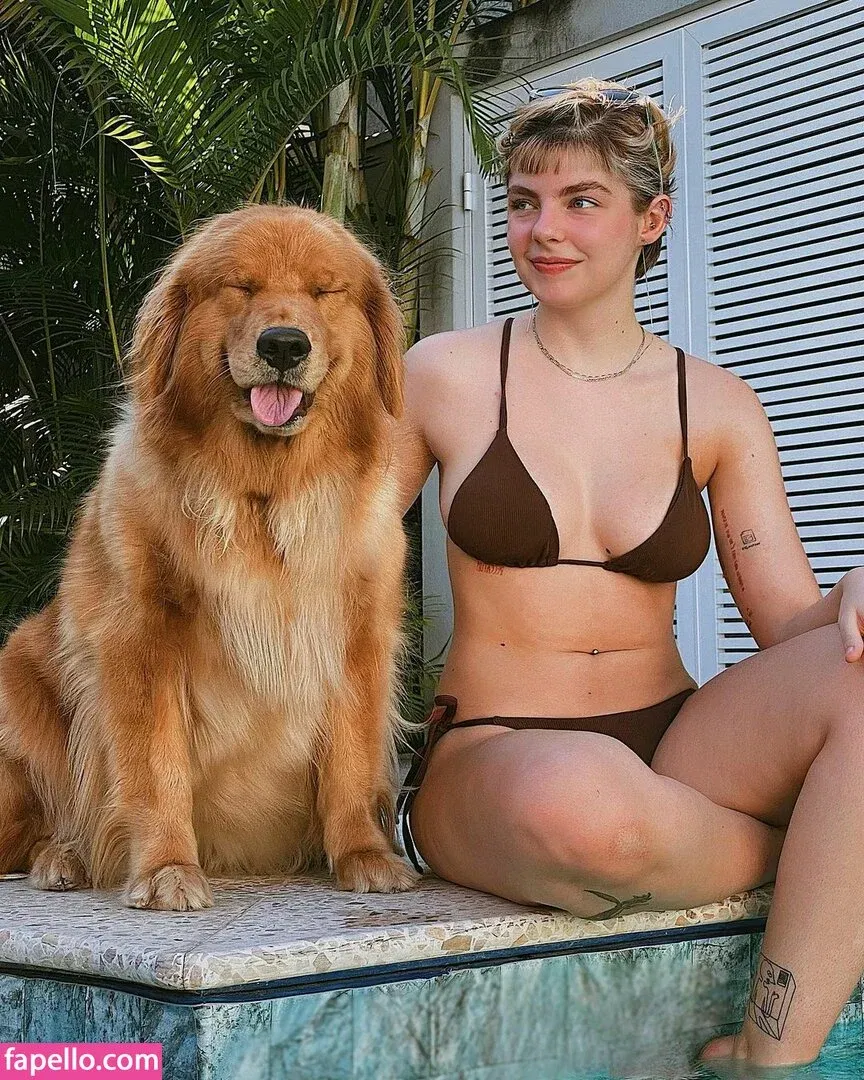 Triz Pariz Onlyfans Photo Gallery 