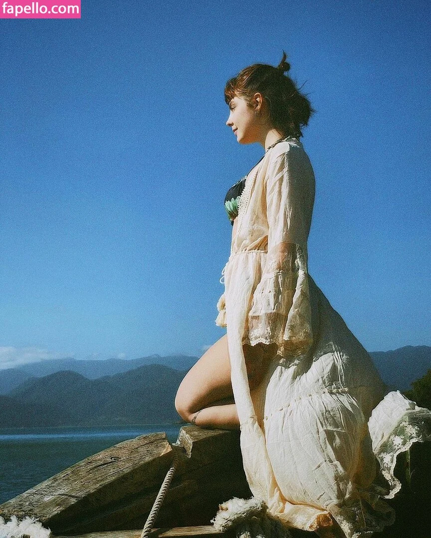 Triz Pariz Onlyfans Photo Gallery 