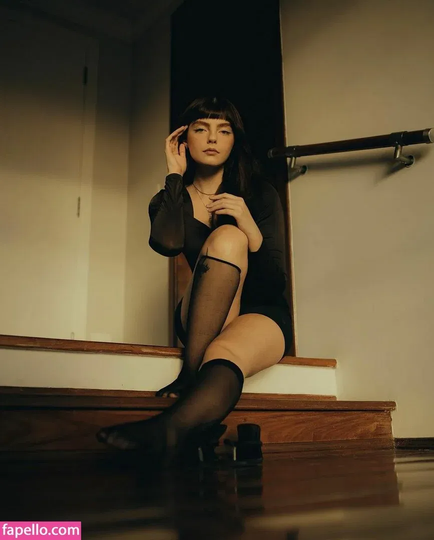 Triz Pariz Onlyfans Photo Gallery 