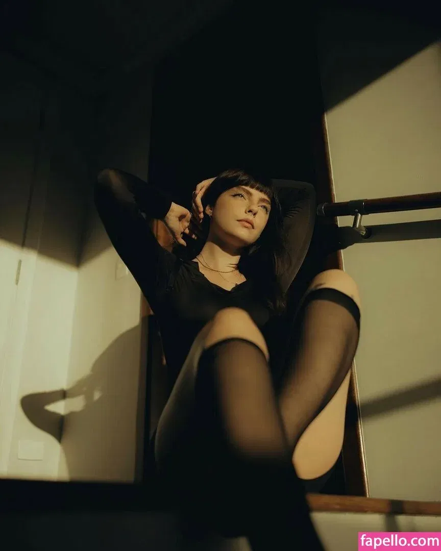 Triz Pariz Onlyfans Photo Gallery 