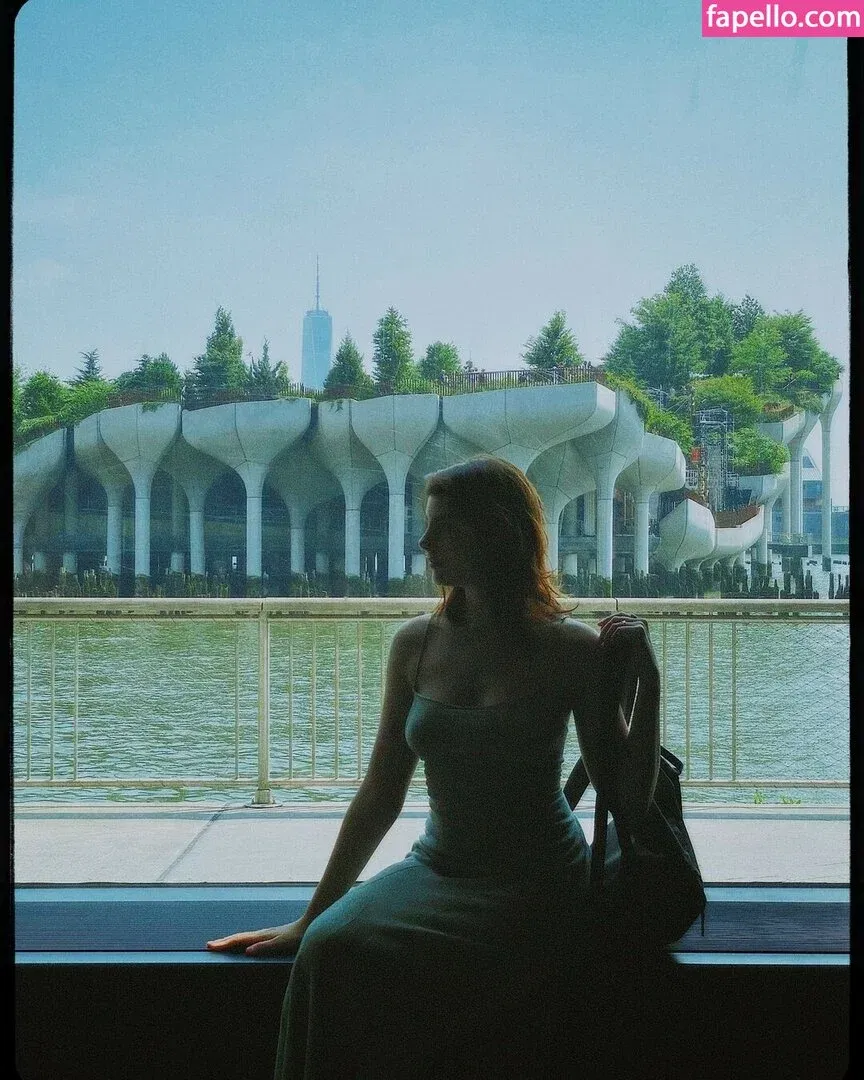 Triz Pariz Onlyfans Photo Gallery 