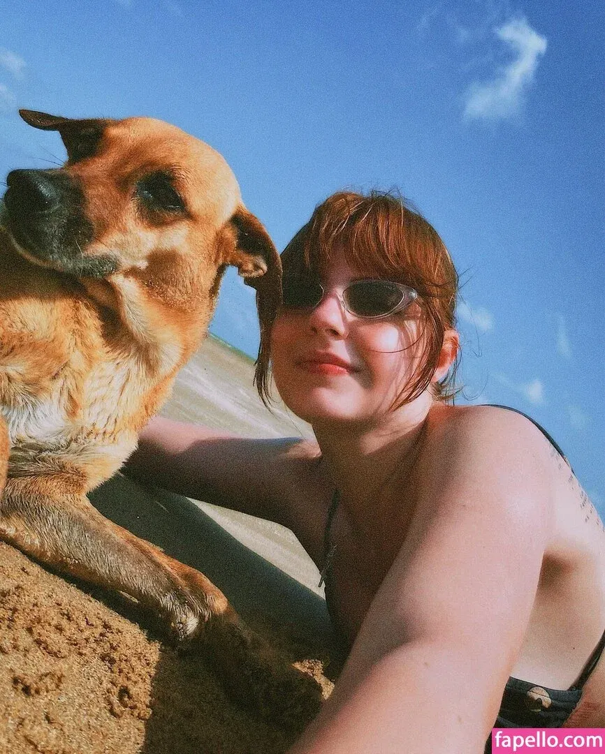 Triz Pariz Onlyfans Photo Gallery 