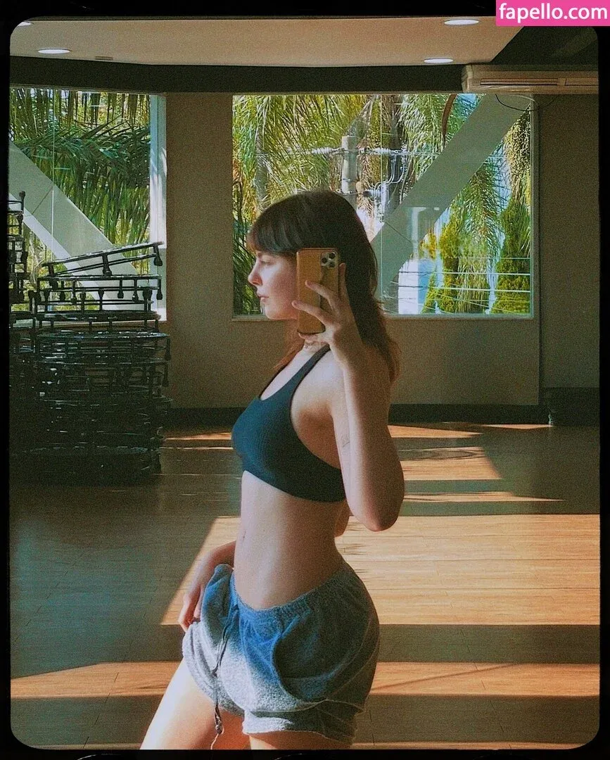 Triz Pariz Onlyfans Photo Gallery 