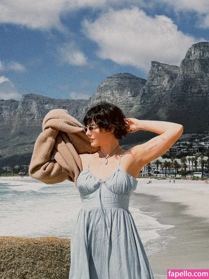 Triz Pariz Onlyfans Photo Gallery 