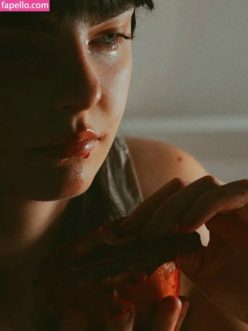 Triz Pariz Onlyfans Photo Gallery 